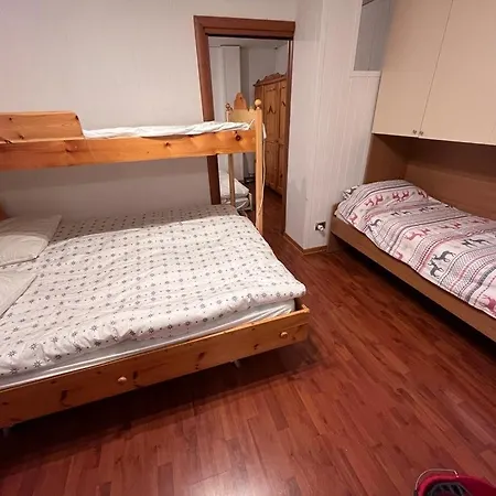 Апартаменты La Limone Riserva Bianca Ski-in Ski-out Seggiovia Morel 2 *